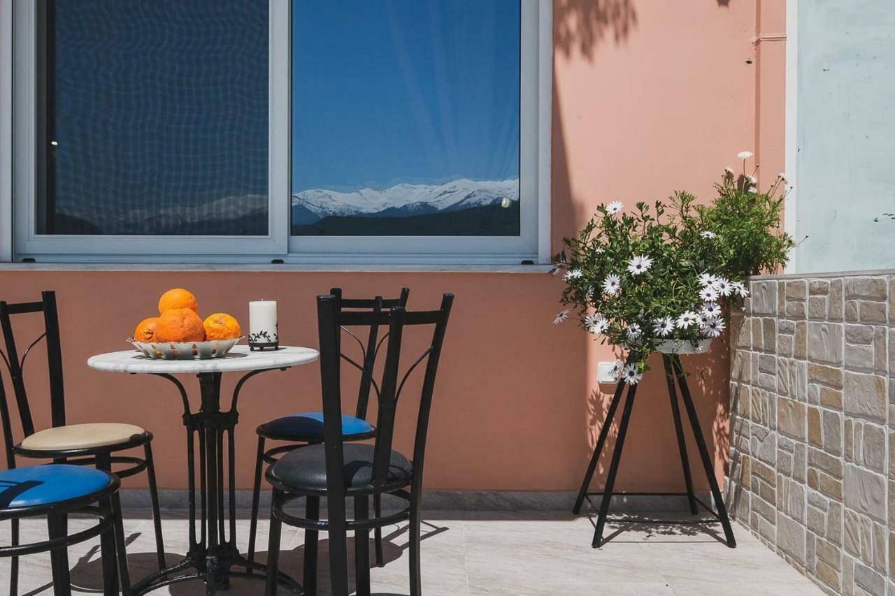 חאניה Spacious Home With Parking מראה חיצוני תמונה