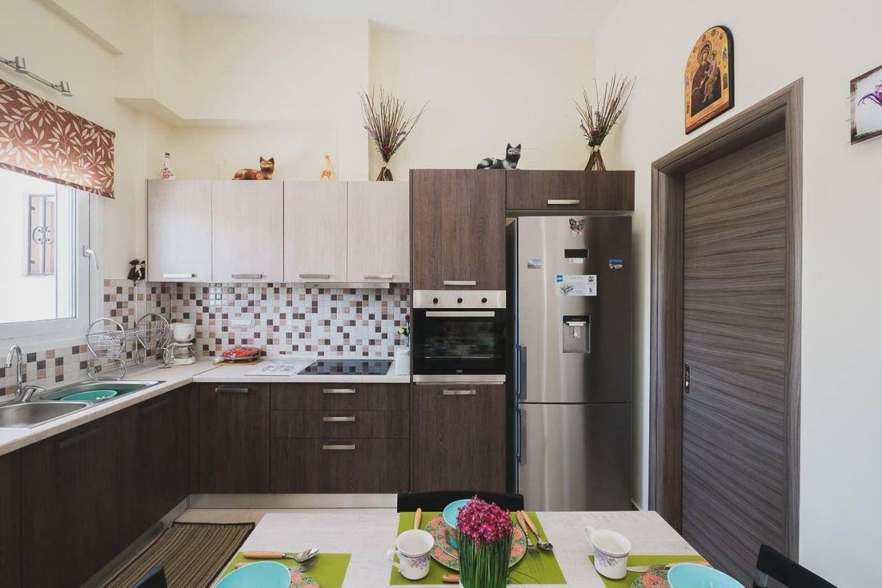 חאניה Spacious Home With Parking מראה חיצוני תמונה