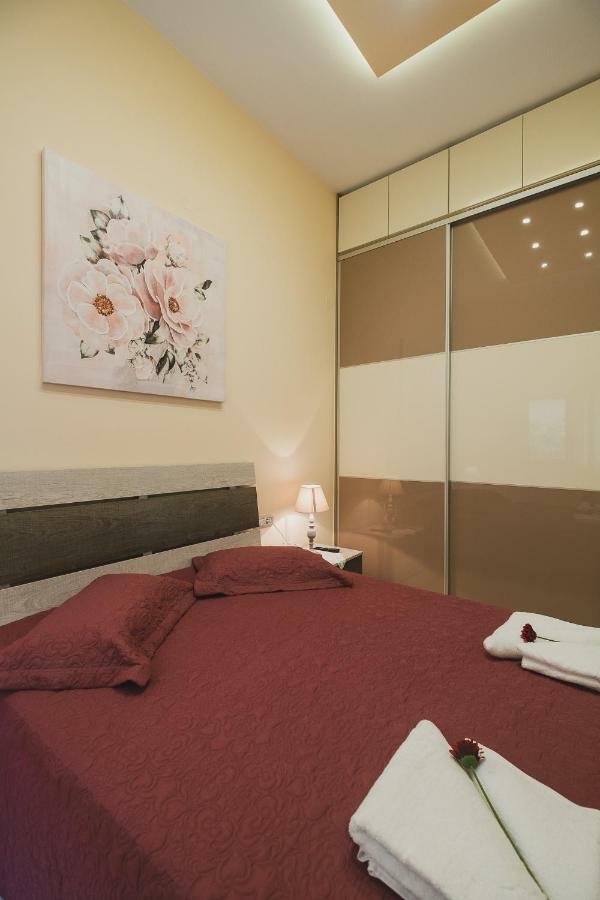 חאניה Spacious Home With Parking מראה חיצוני תמונה