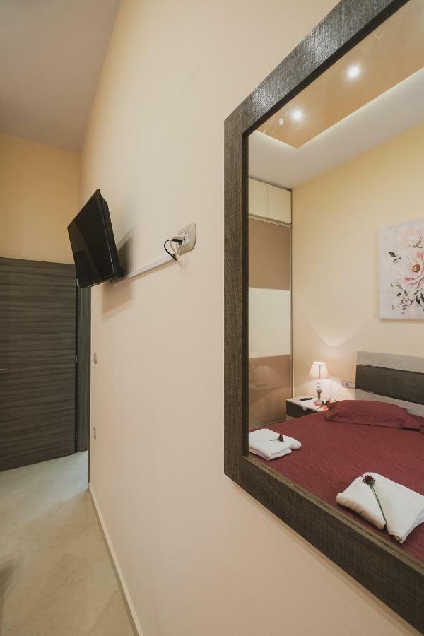 חאניה Spacious Home With Parking מראה חיצוני תמונה